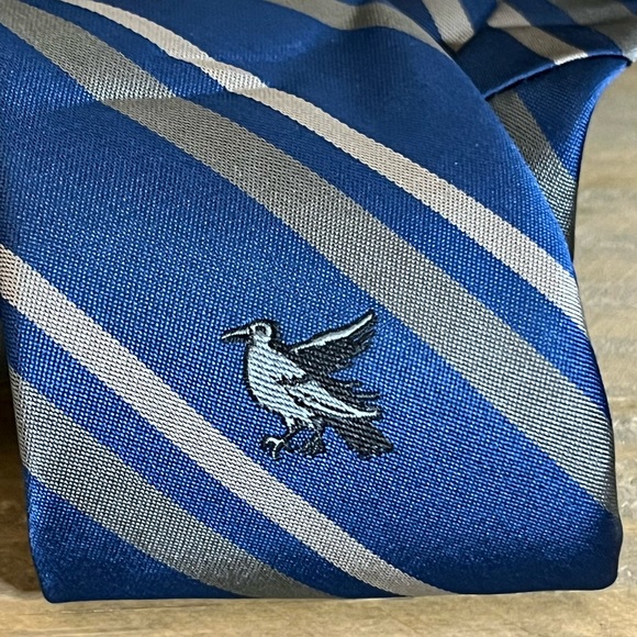 Lot of 3 Harry Potter Ravenclaw House Merch Necktie Pocket Watch Bookmark NWOT - Picture 3 of 16